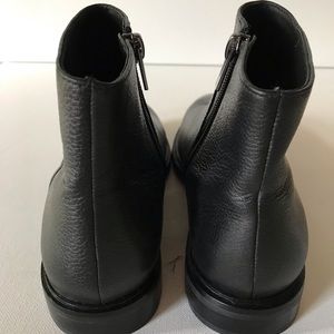 via spiga evanna 2 bootie